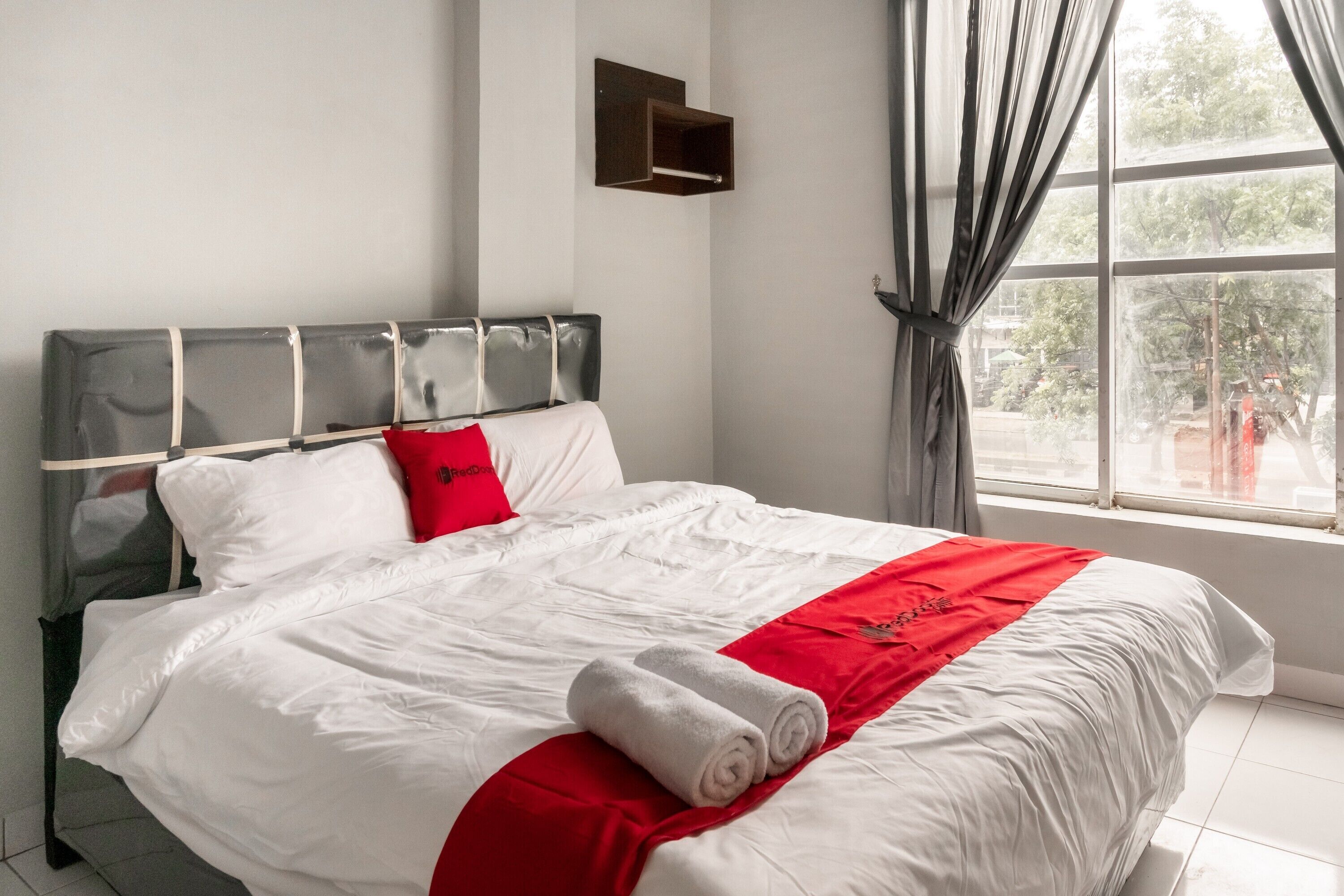 Pondok Kelapa Homestay by RedDoorz