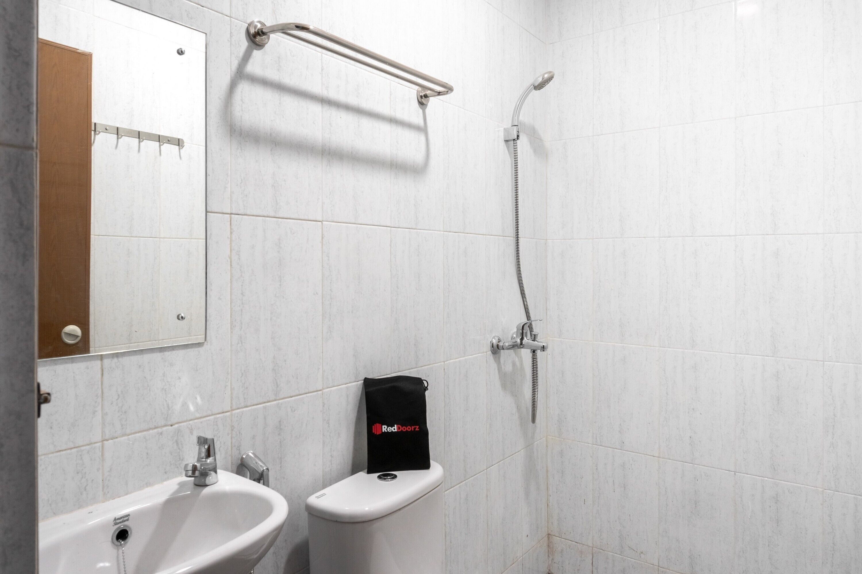 Pondok Kelapa Homestay by RedDoorz