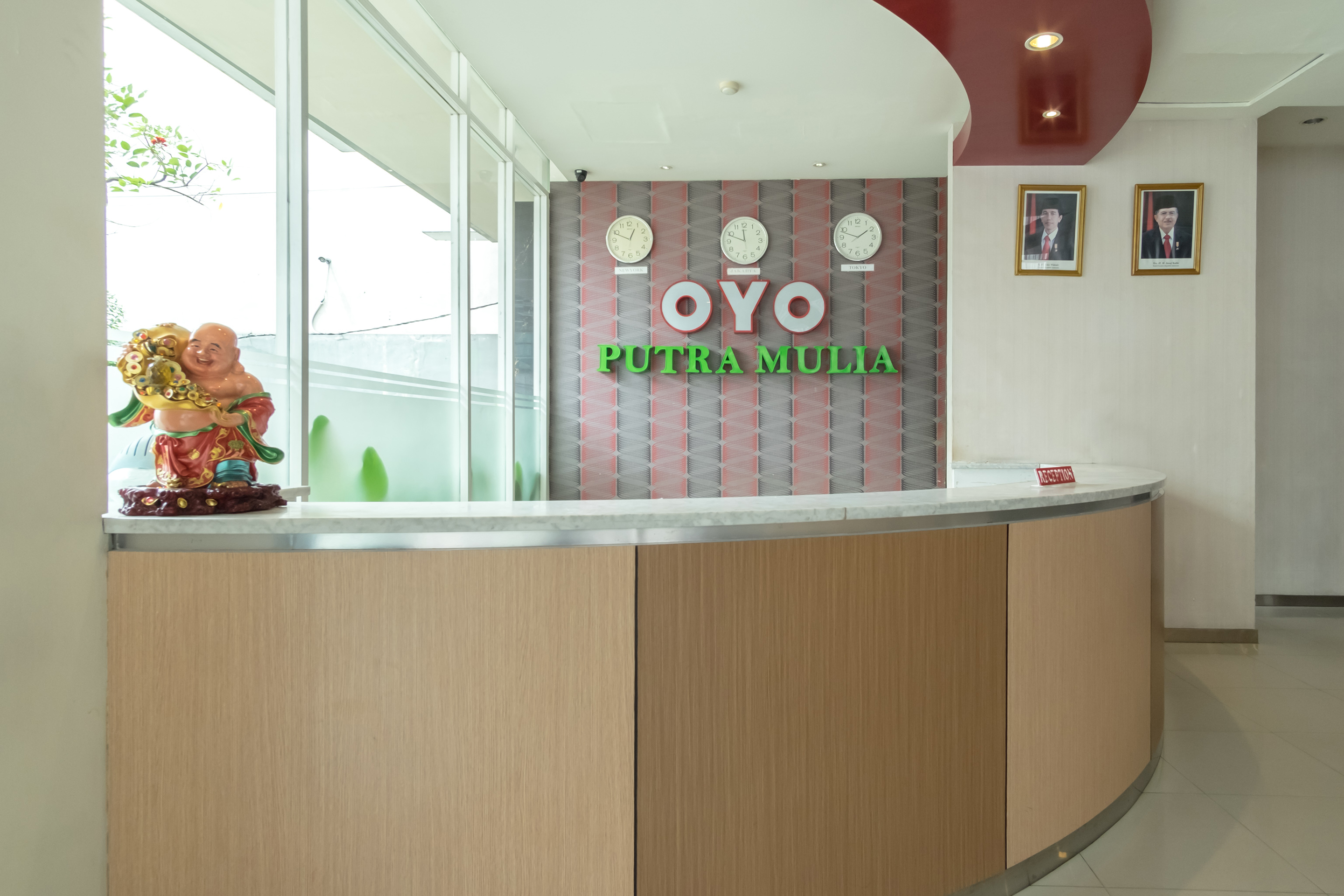 Putra Mulia Hotel By OYO Rooms