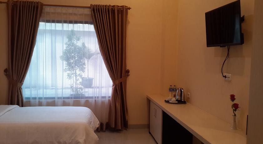 Raz Hotel and Convention