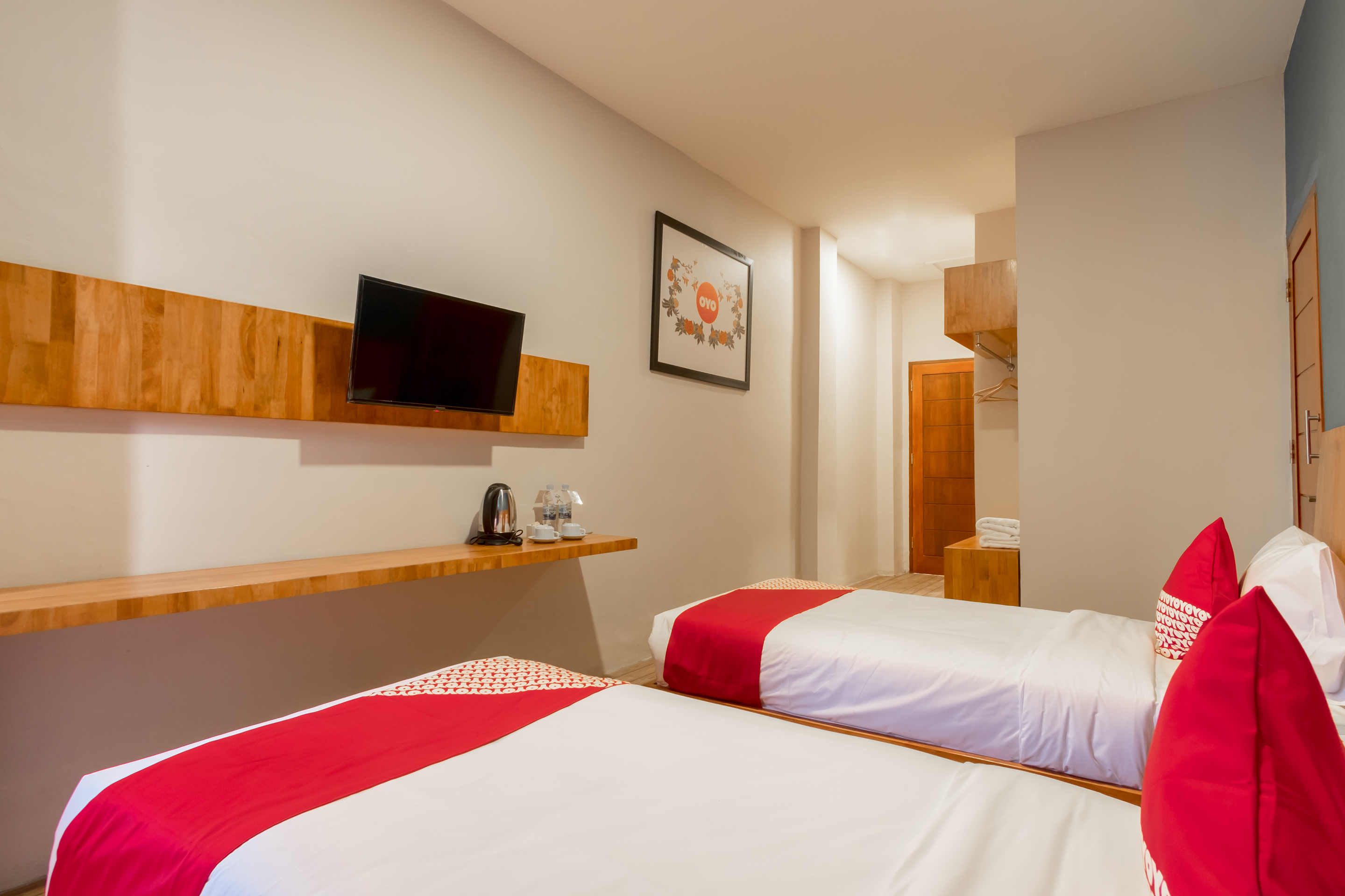 Raz Residence By OYO Rooms