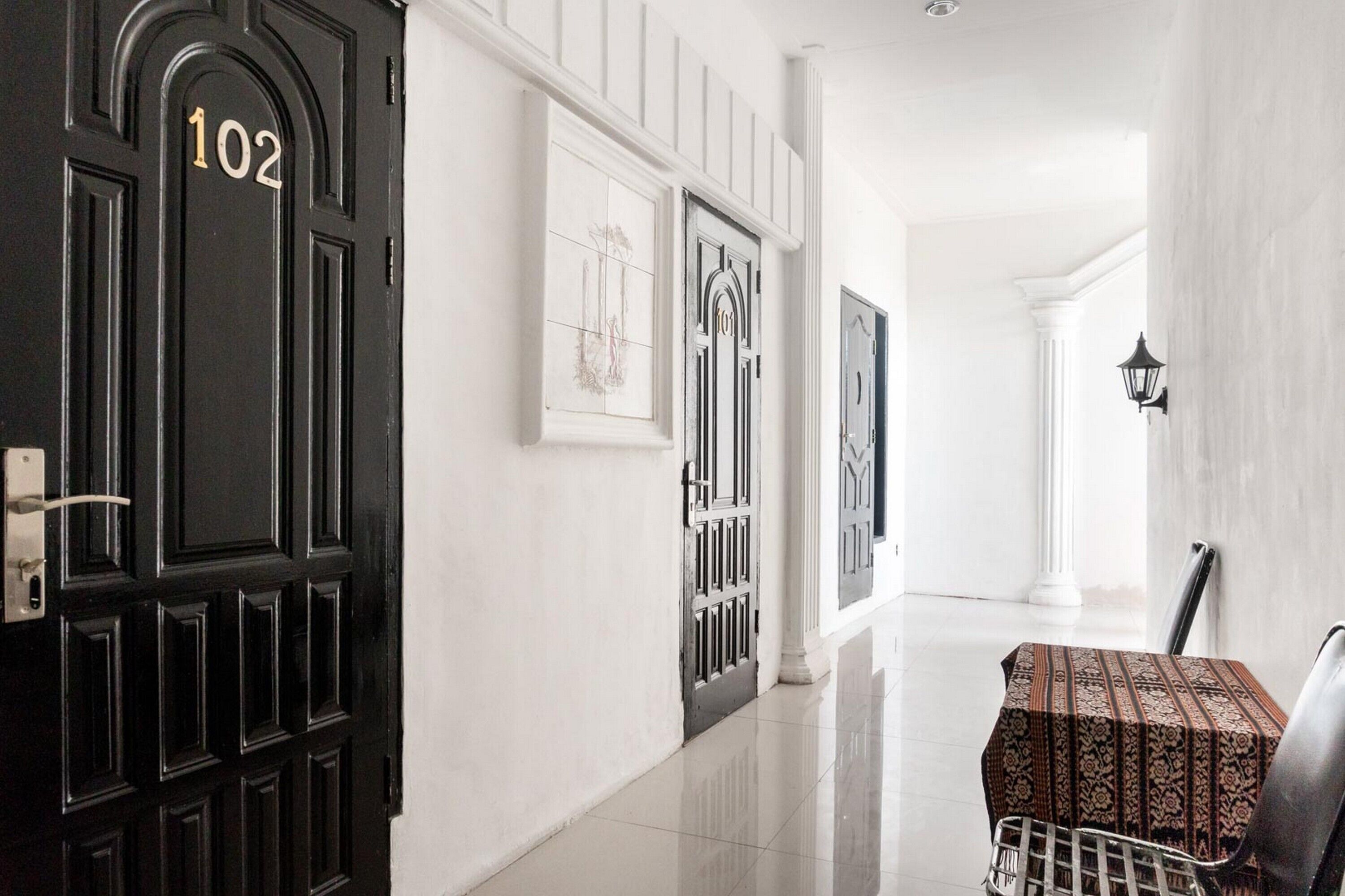Abadi Hotel By Reddoorz