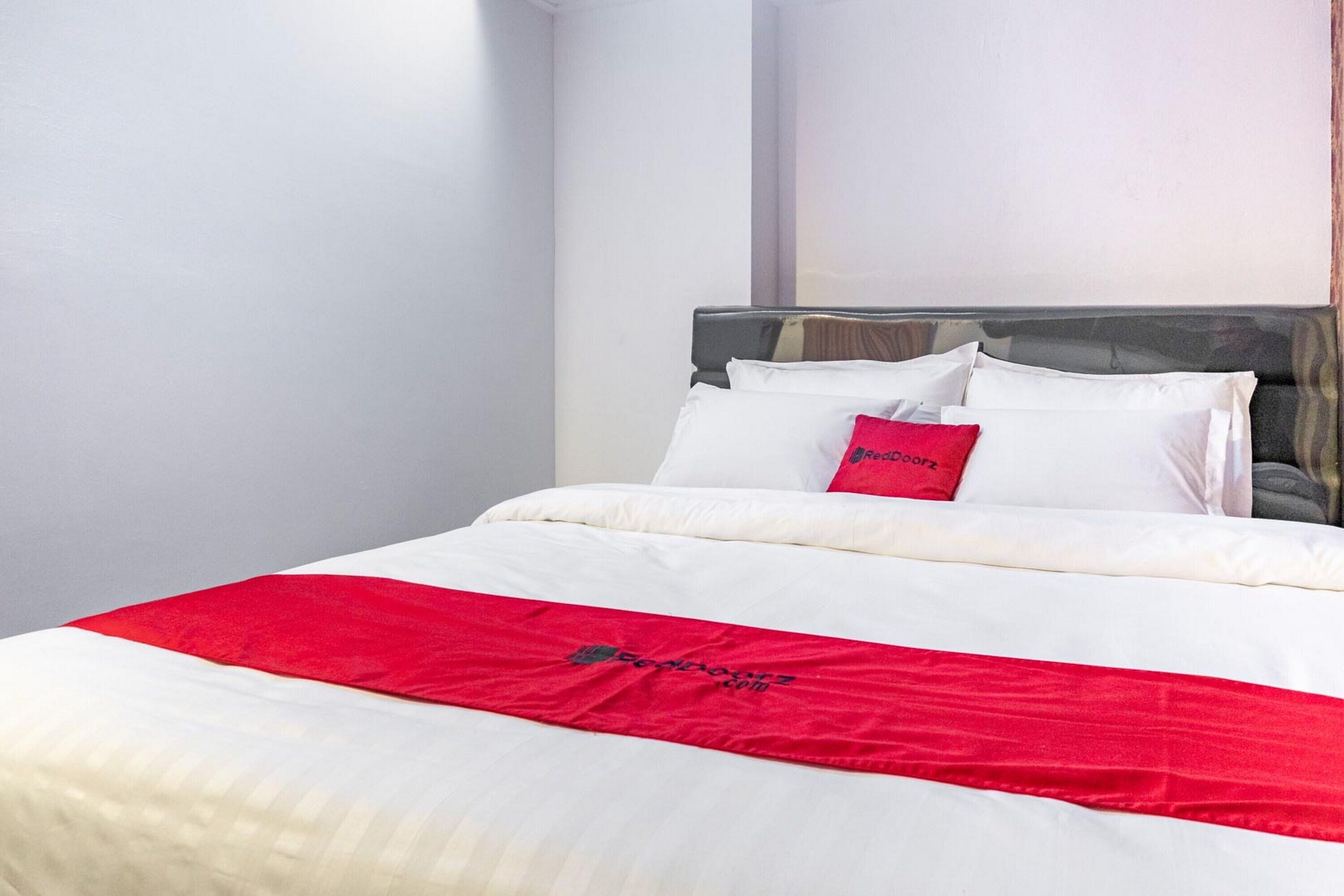 Abadi Hotel By Reddoorz