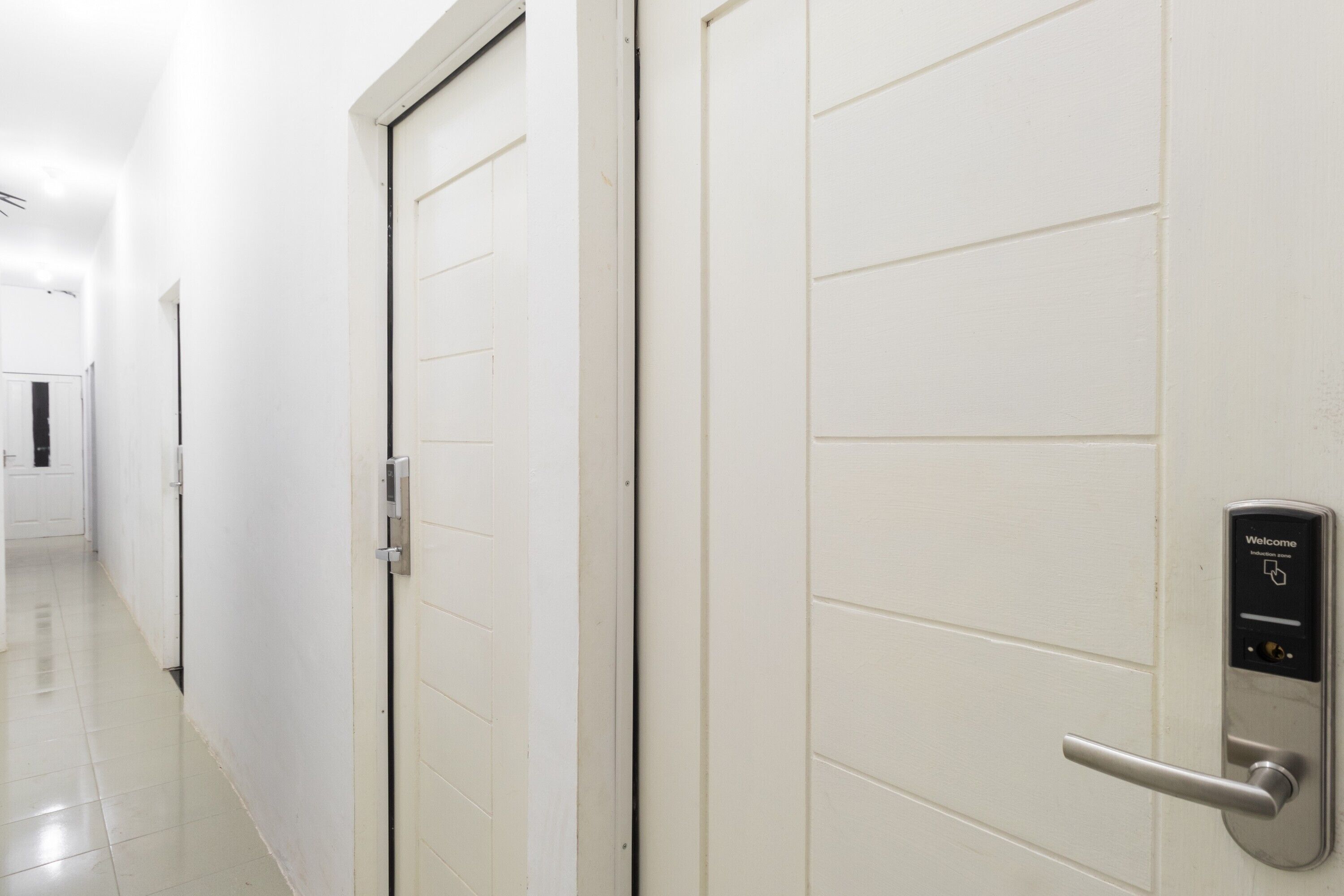RedDoorz near Sun Plaza Medan 2