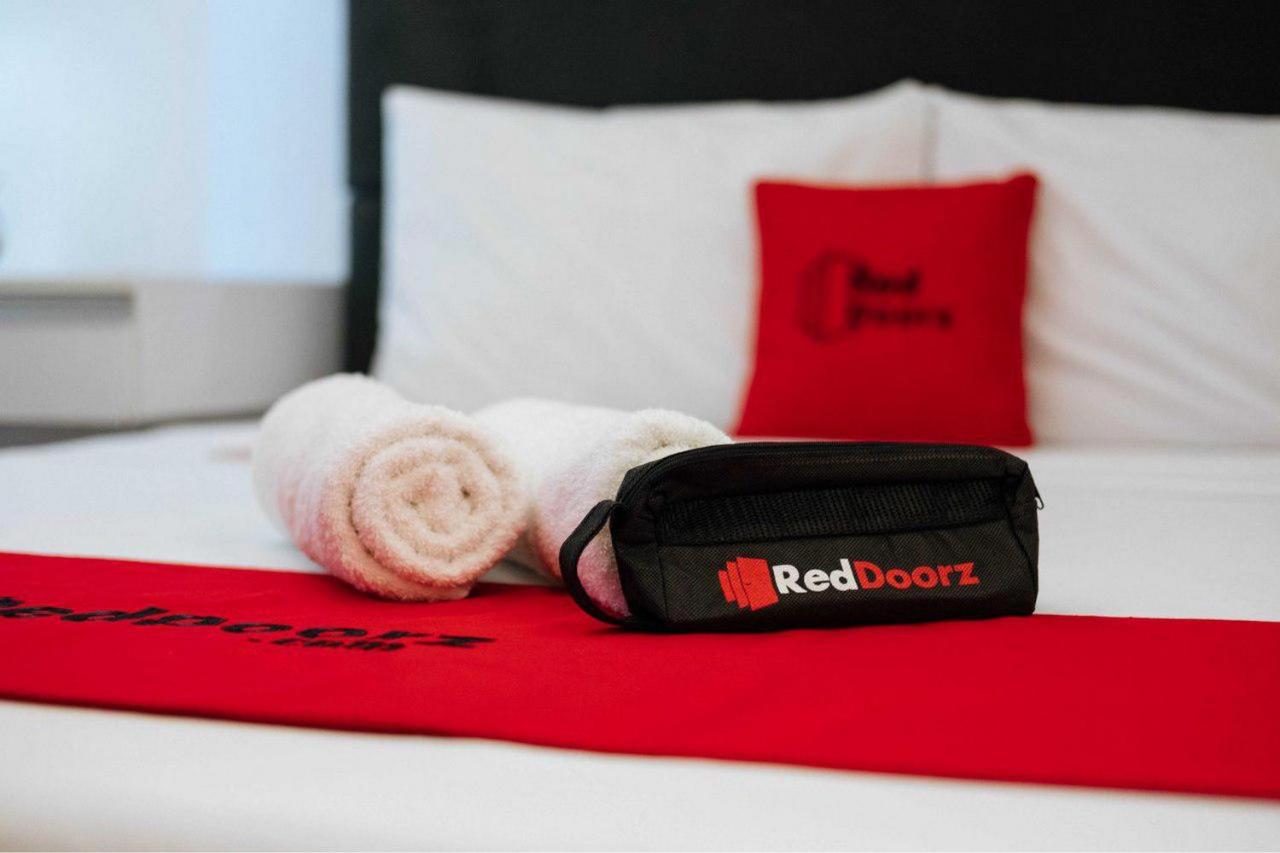 RedDoorz @ Nibung Baru Medan