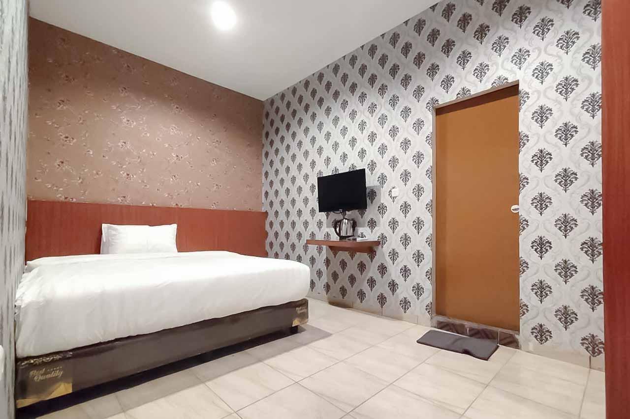 Reddoorz Plus @ Jalan Letda Sujono Medan