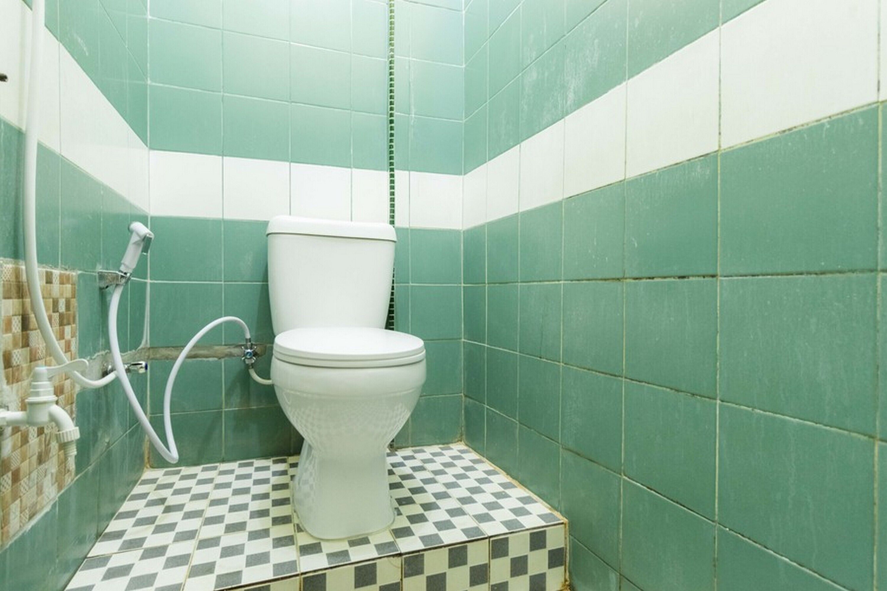 RedDoorz Syariah Near Plaza Medan Fair 2