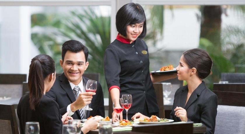 Santika Premiere Dyandra Hotel & Convention Medan