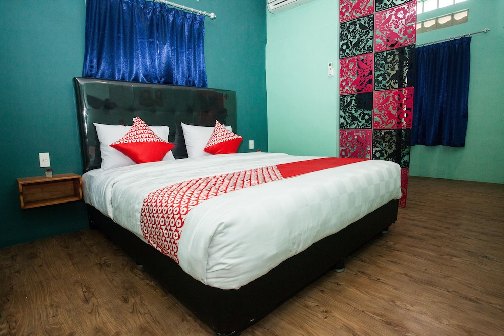Sentosa Jaya Guest House by OYO Rooms