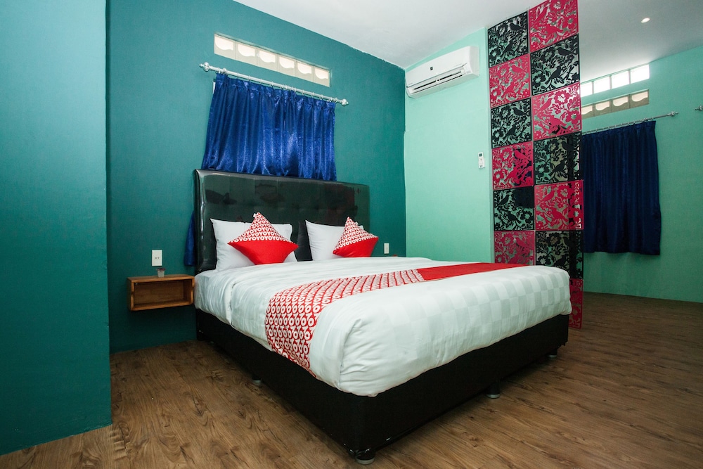 Sentosa Jaya Guest House by OYO Rooms