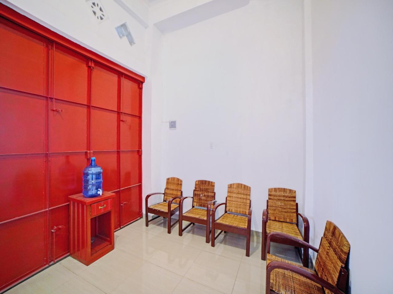 Sepakat Guest House by OYO Rooms