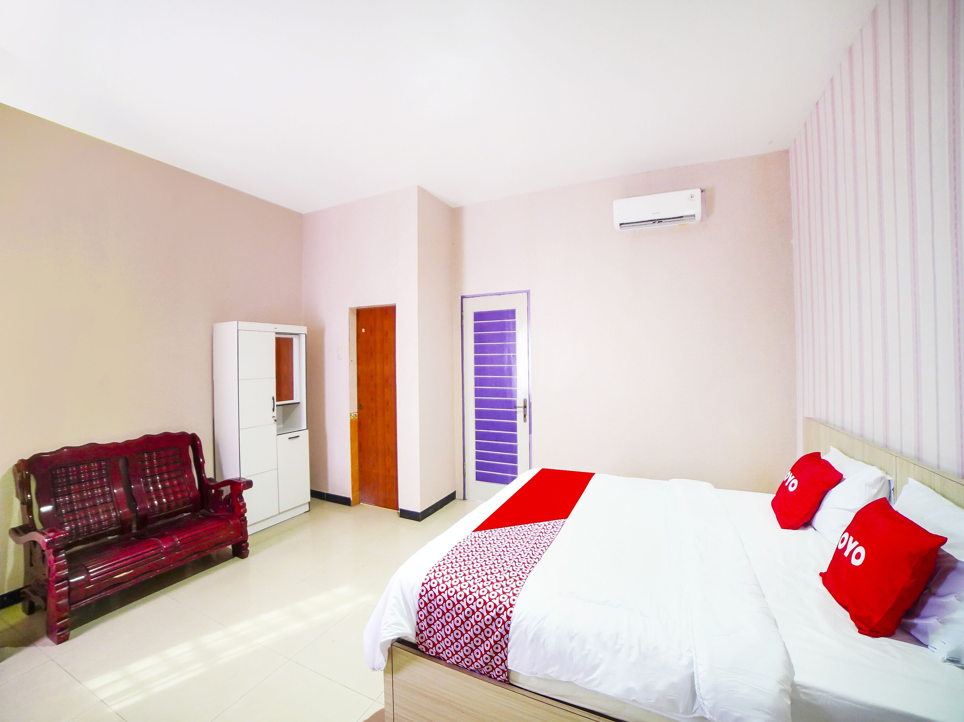 Sg Premium Guest House By Oyo Rooms