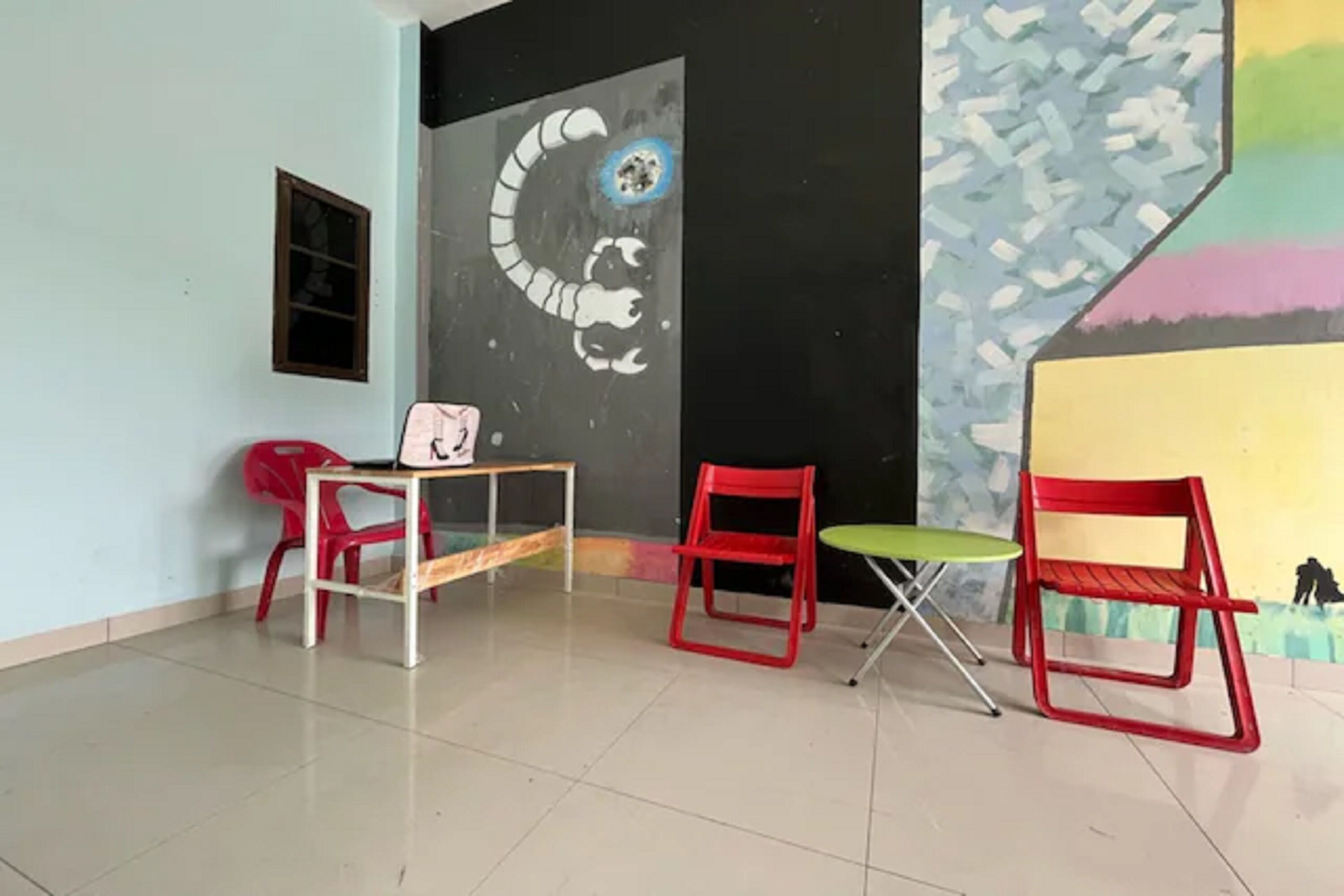 Sg Premium Guest House By Oyo Rooms