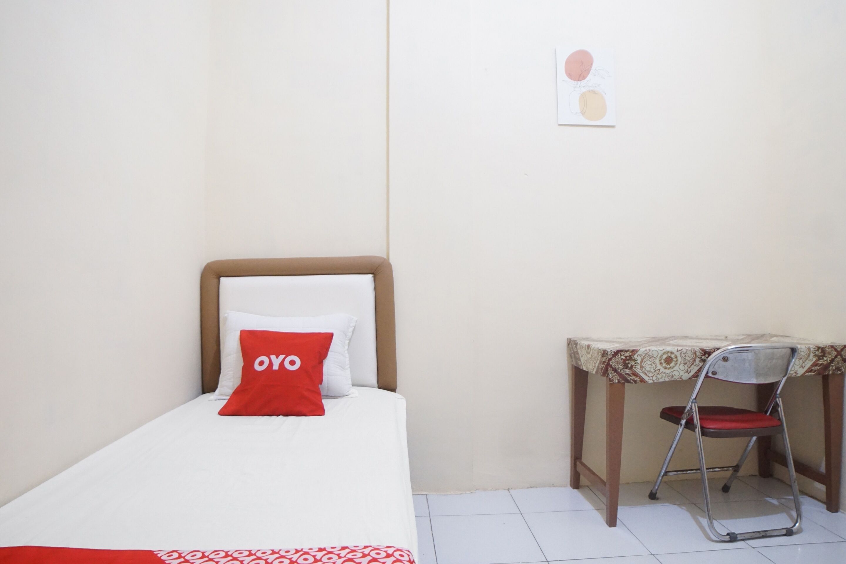 Spot On 91977 Kost Ketapang Syariah