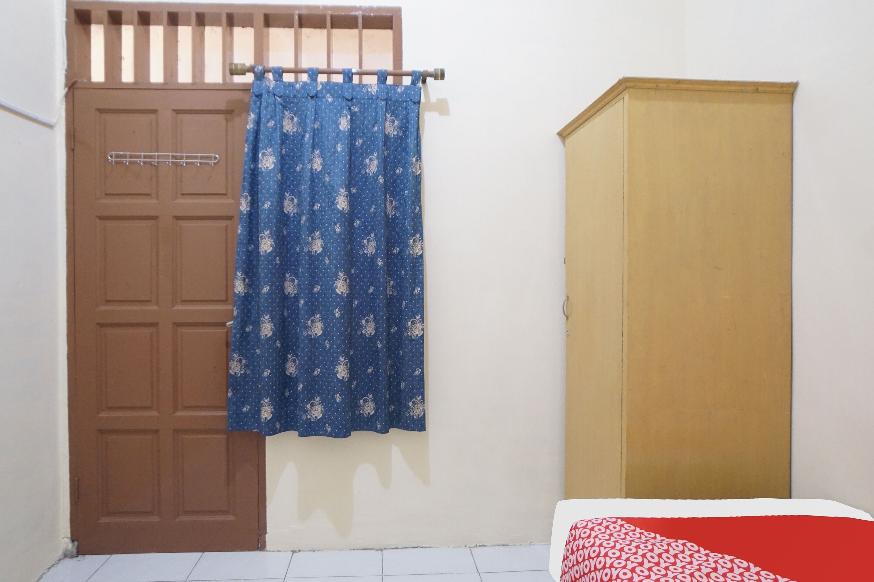 Spot On 91977 Kost Ketapang Syariah