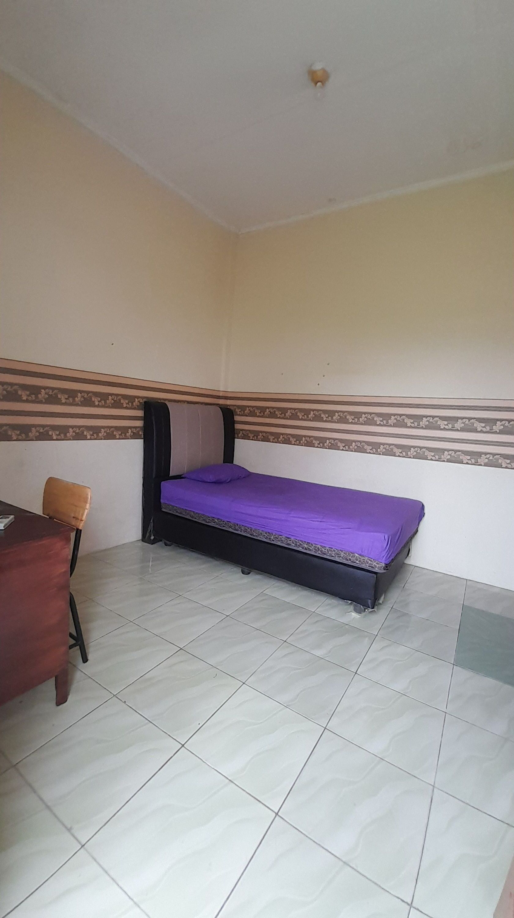 Spot On 92481 Modena Homestay Syariah