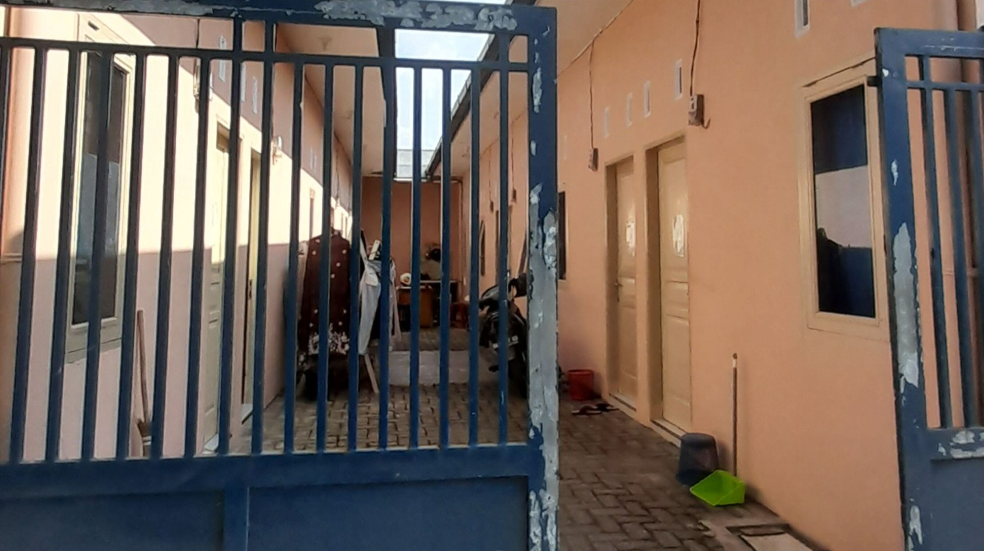 Spot On 92481 Modena Homestay Syariah