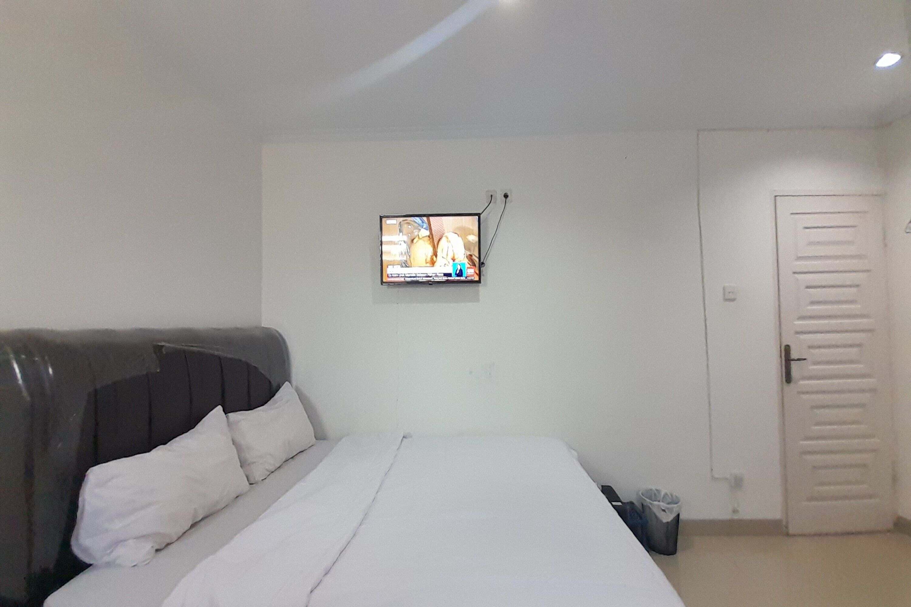 Spot On 93102 Tamara Homestay Syariah