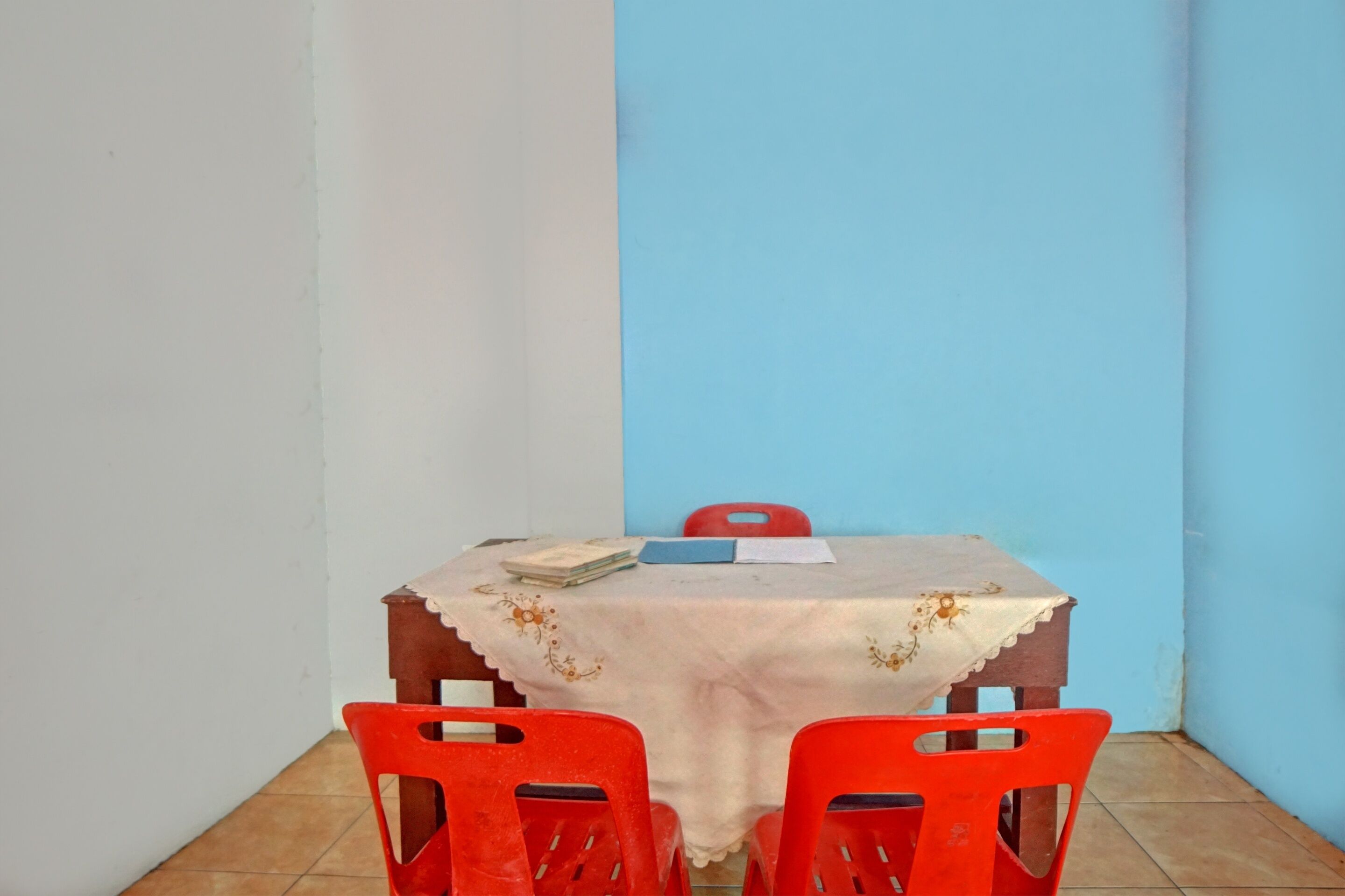 Spot On Onasis Family Inn