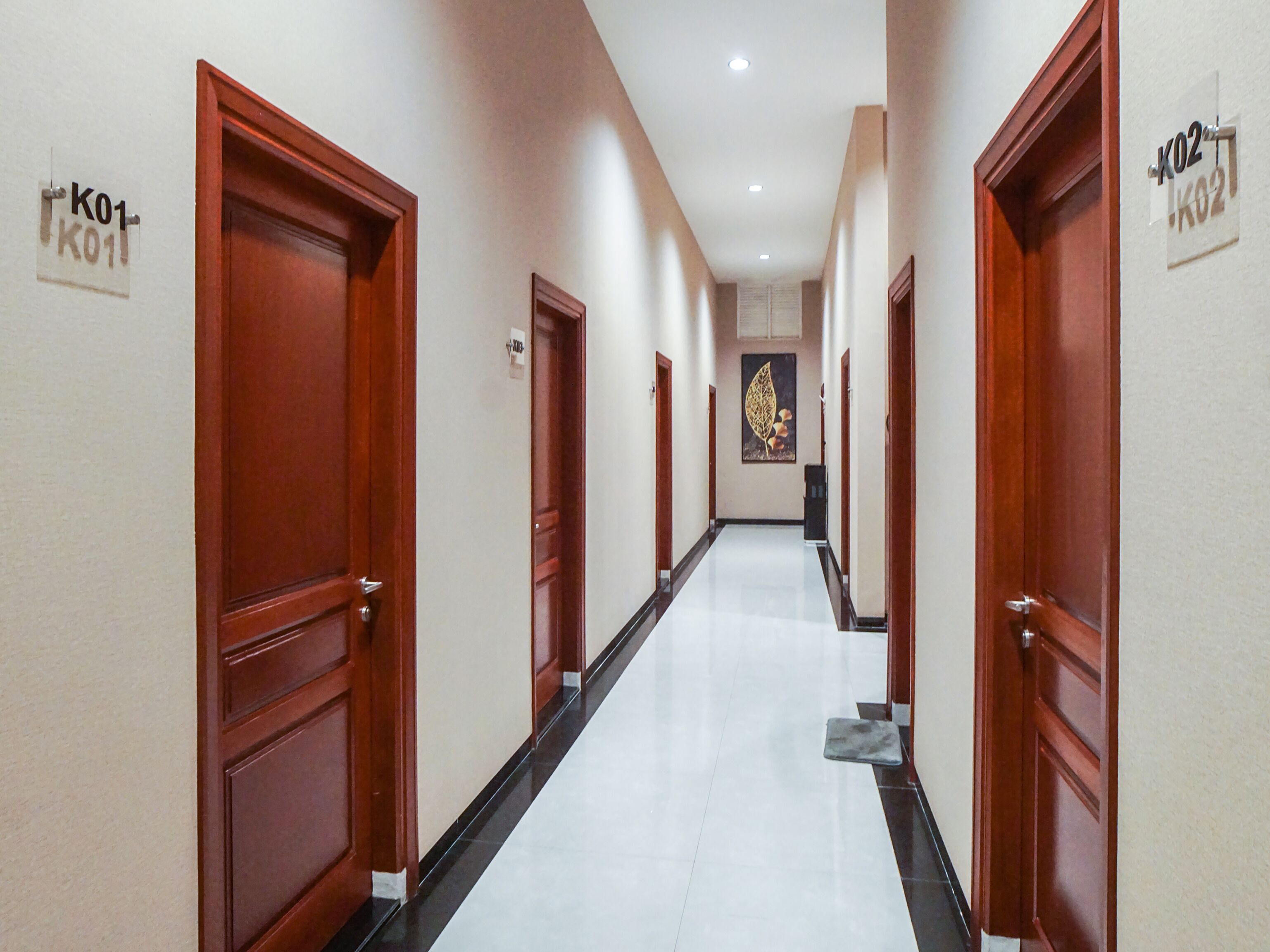 Super Oyo Capital O Papakoel Hotel & Cafe