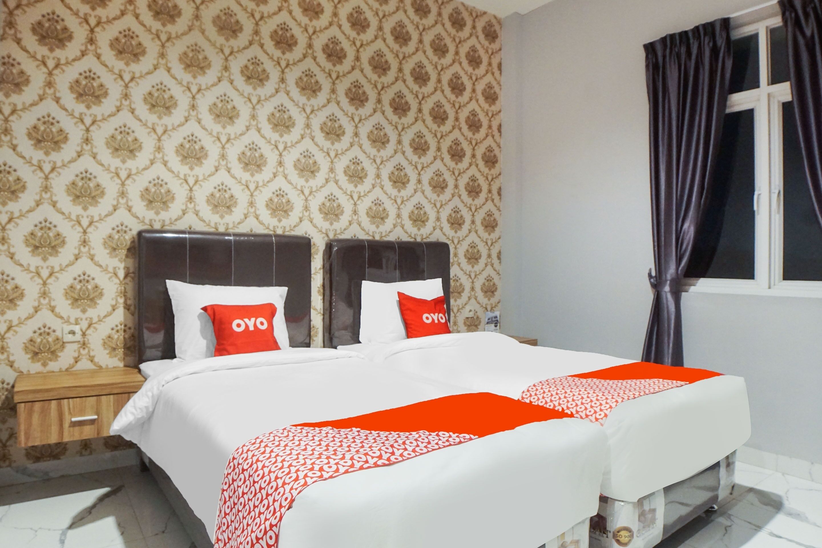 Super Oyo Capital O Papakoel Hotel & Cafe