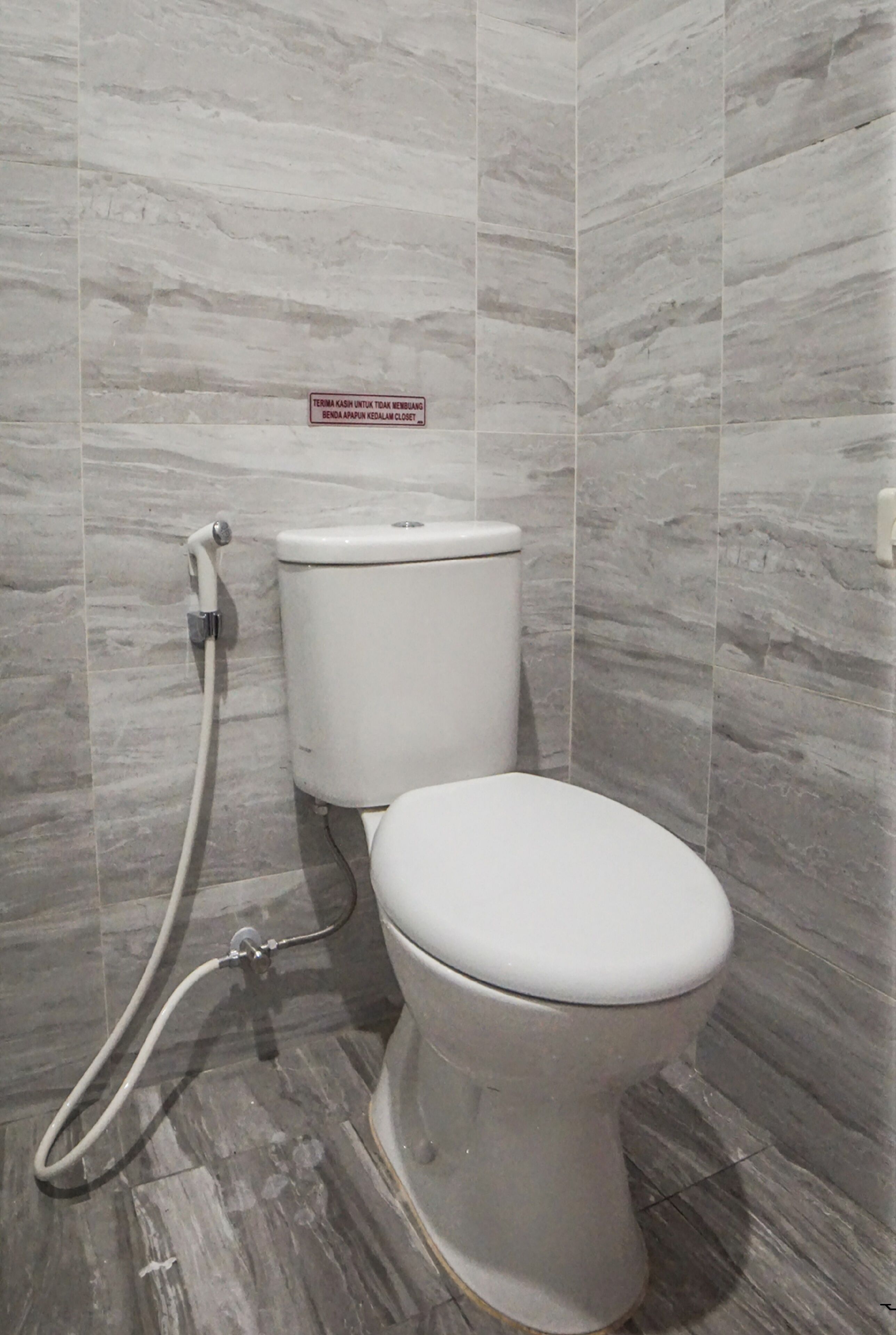 Super Oyo Capital O Papakoel Hotel & Cafe