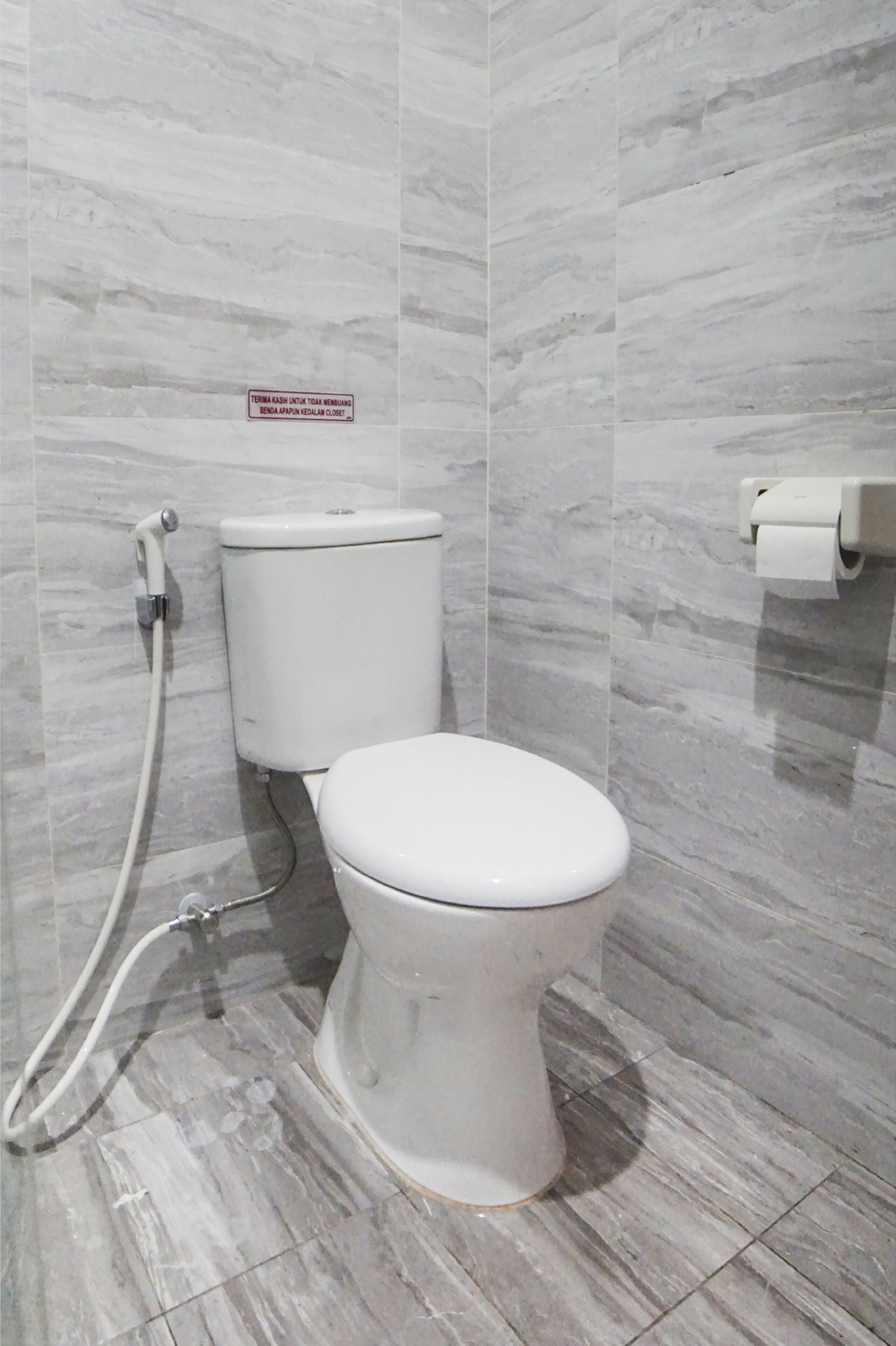 Super Oyo Capital O Papakoel Hotel & Cafe