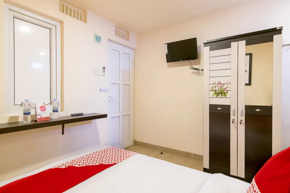 Sutomo Guest House by OYO Rooms