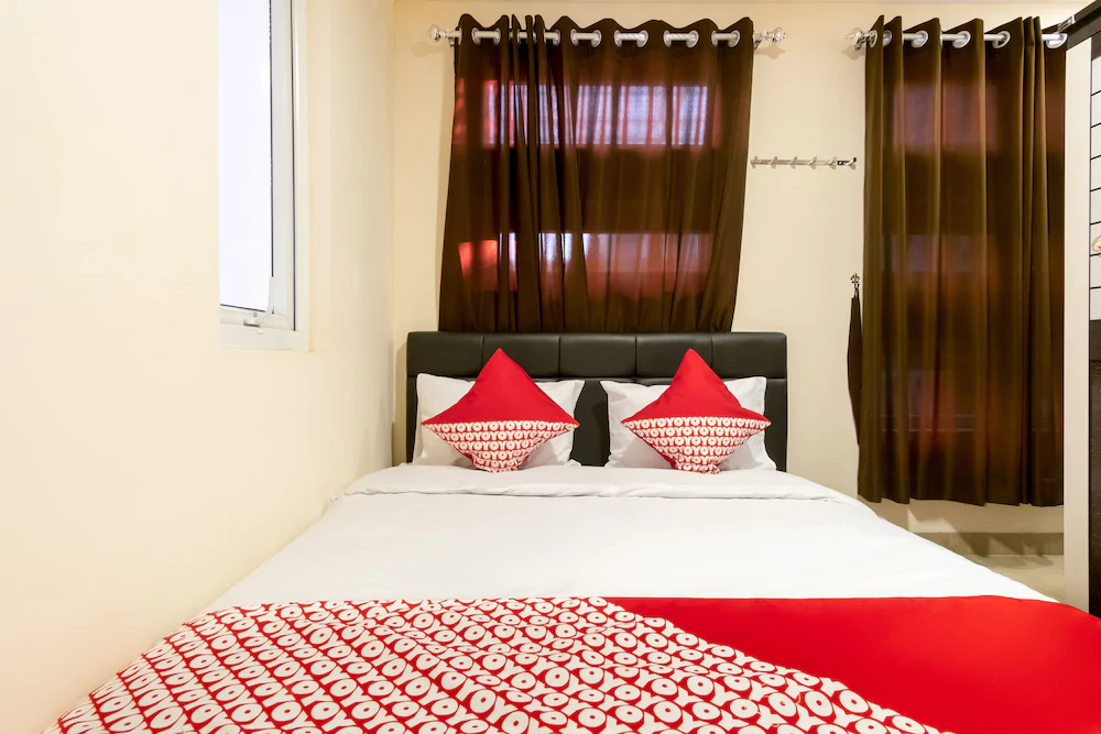 Sutomo Guest House by OYO Rooms