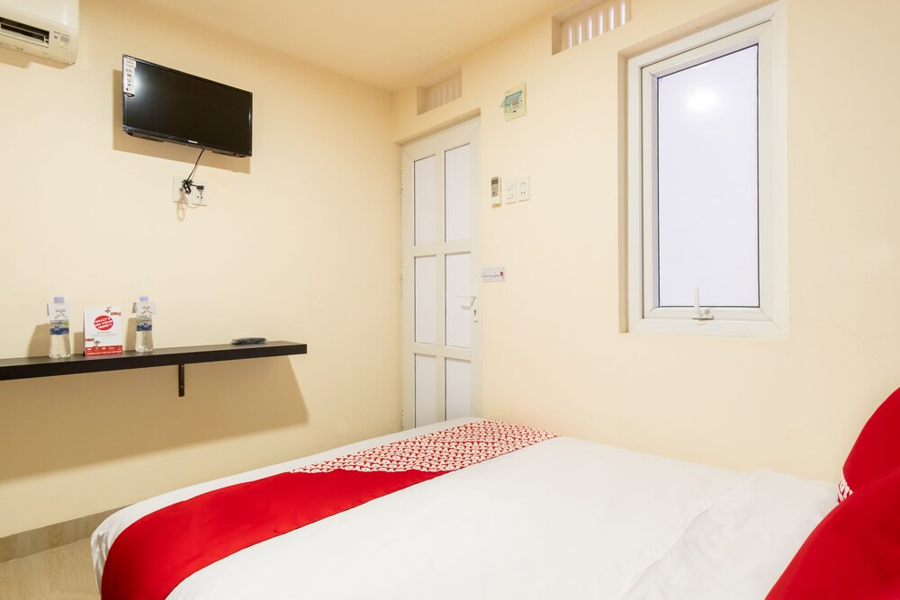 Sutomo Guest House by OYO Rooms