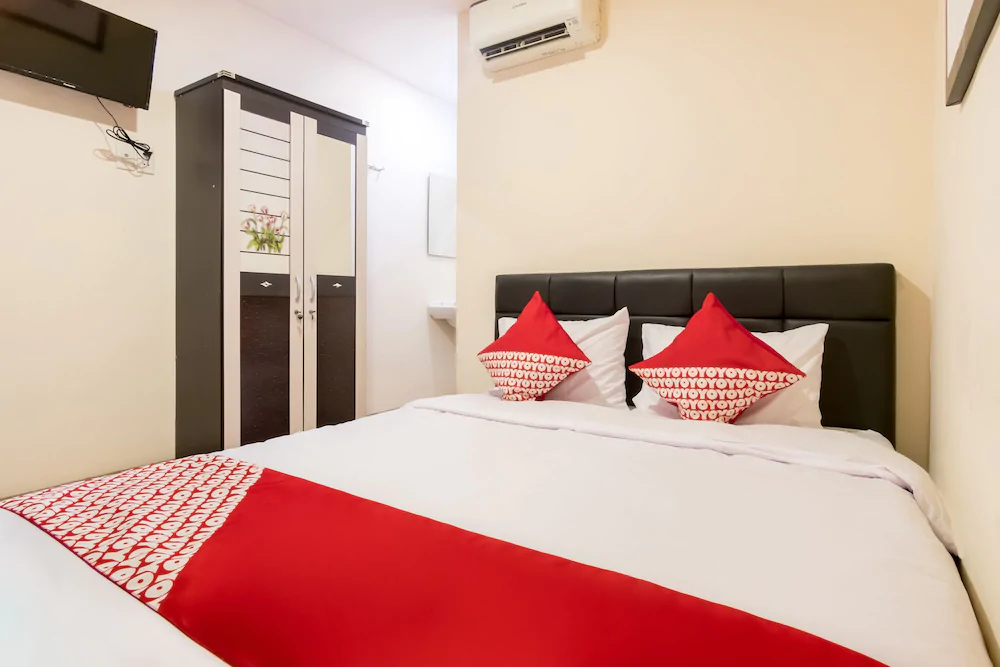 Sutomo Guest House by OYO Rooms
