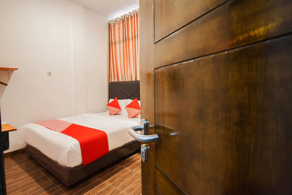 Sutomo Inn by OYO Rooms