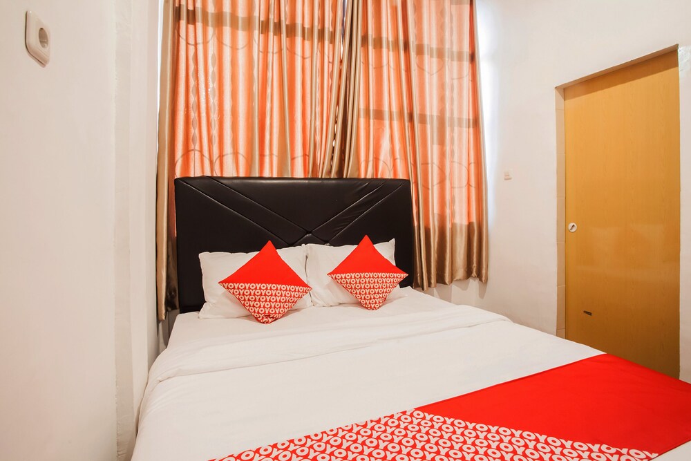 Sutomo Inn by OYO Rooms
