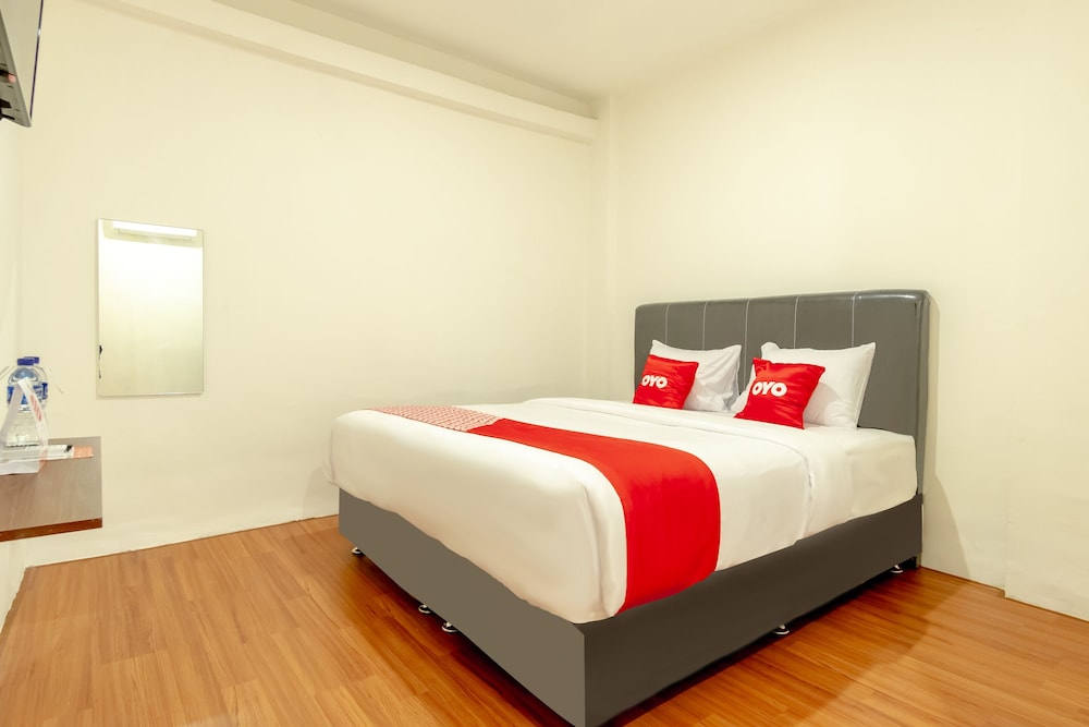 Tmj Guest House by OYO Rooms