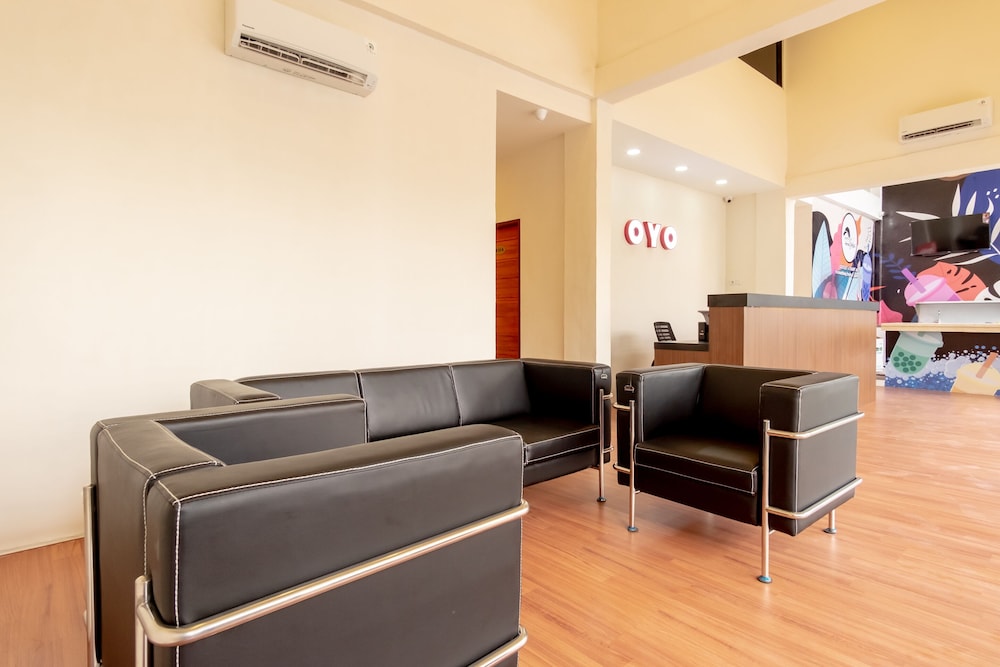 Tmj Guest House by OYO Rooms