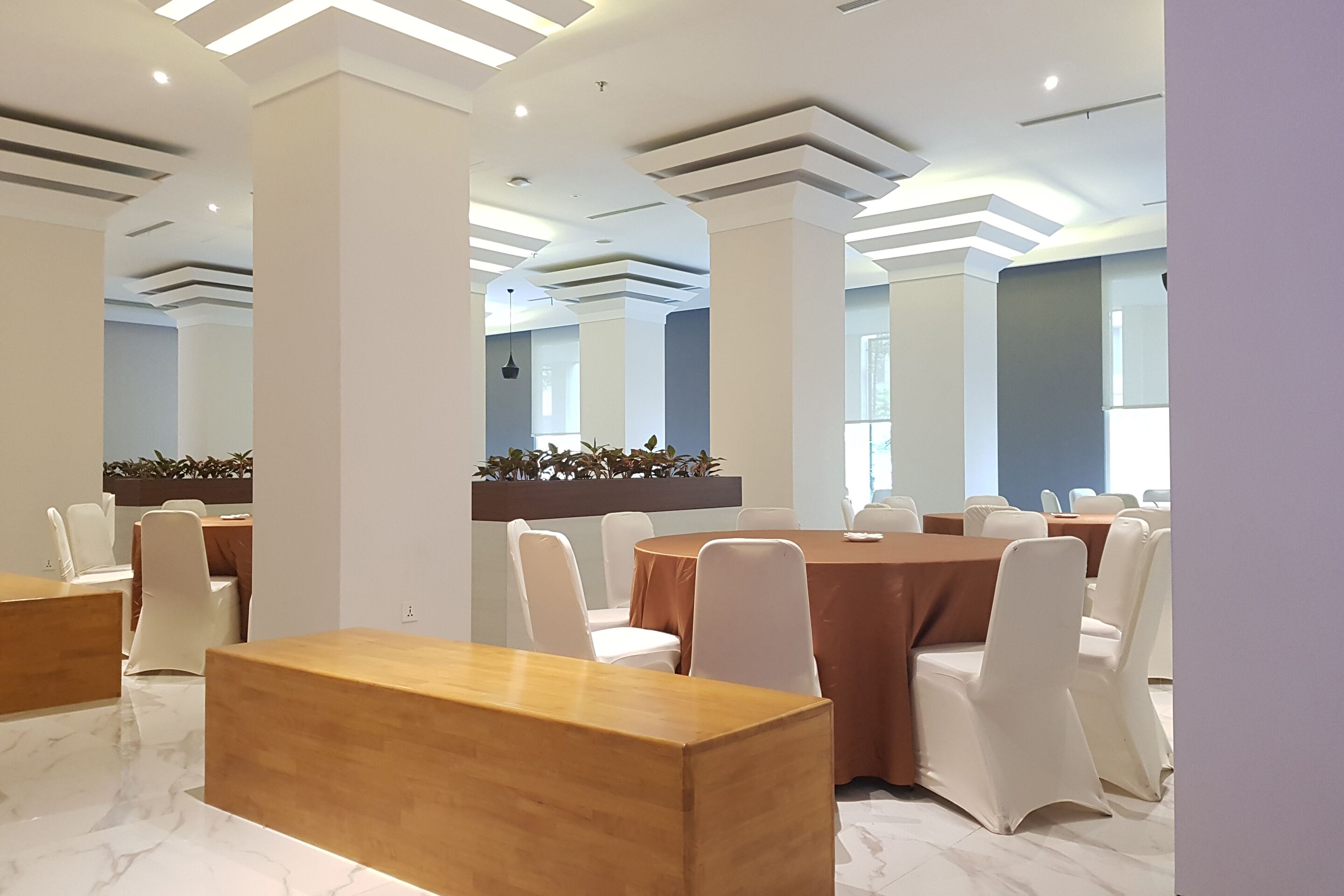 Travel Hub Hotel by OYO Rooms