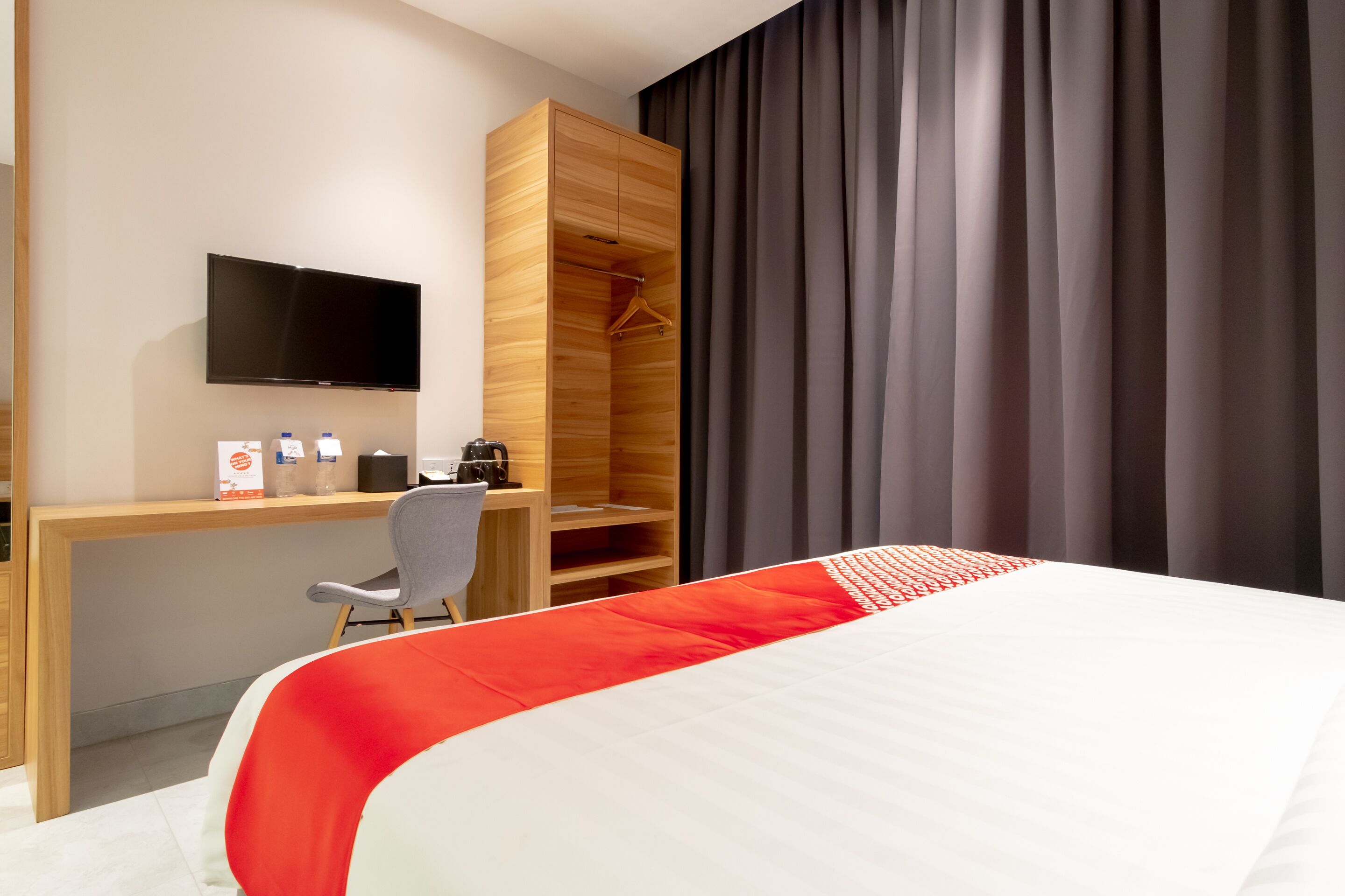Travel Hub Hotel by OYO Rooms