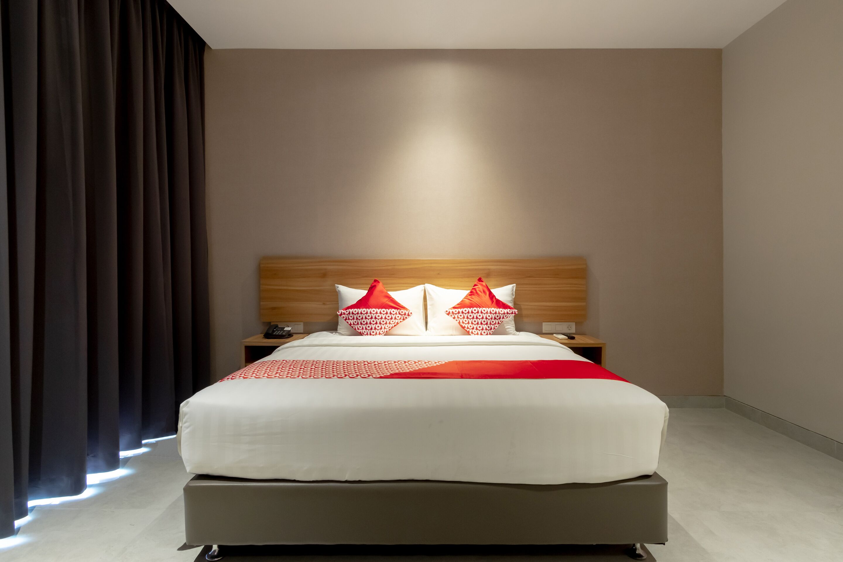Travel Hub Hotel by OYO Rooms