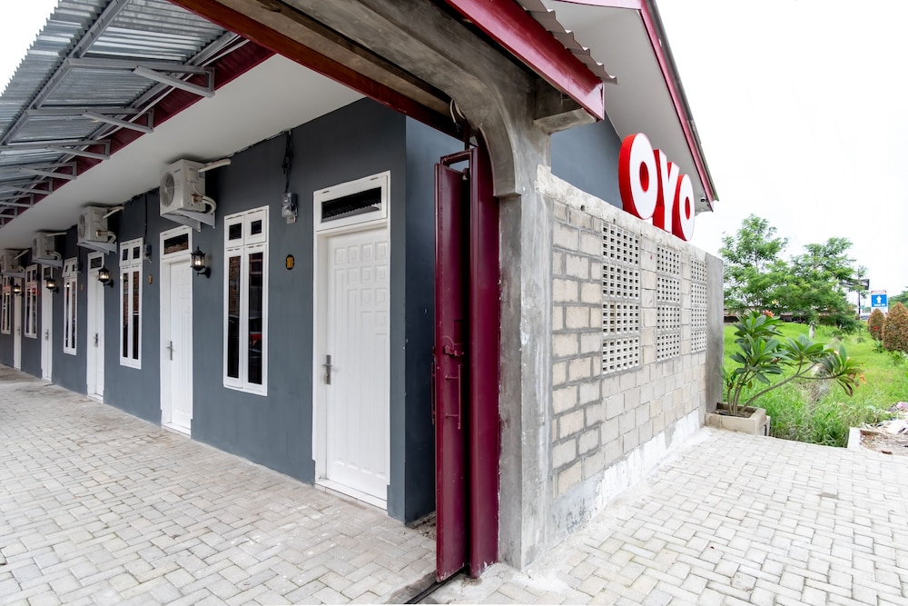 Umbu Residence by OYO Rooms