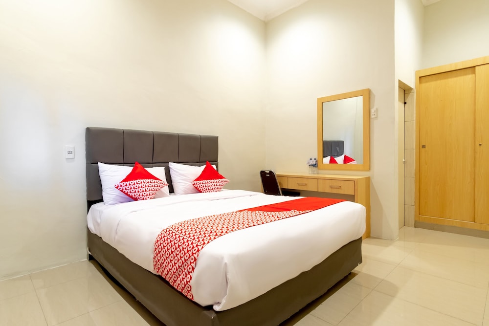 Vandolia Guest House by Reddoors