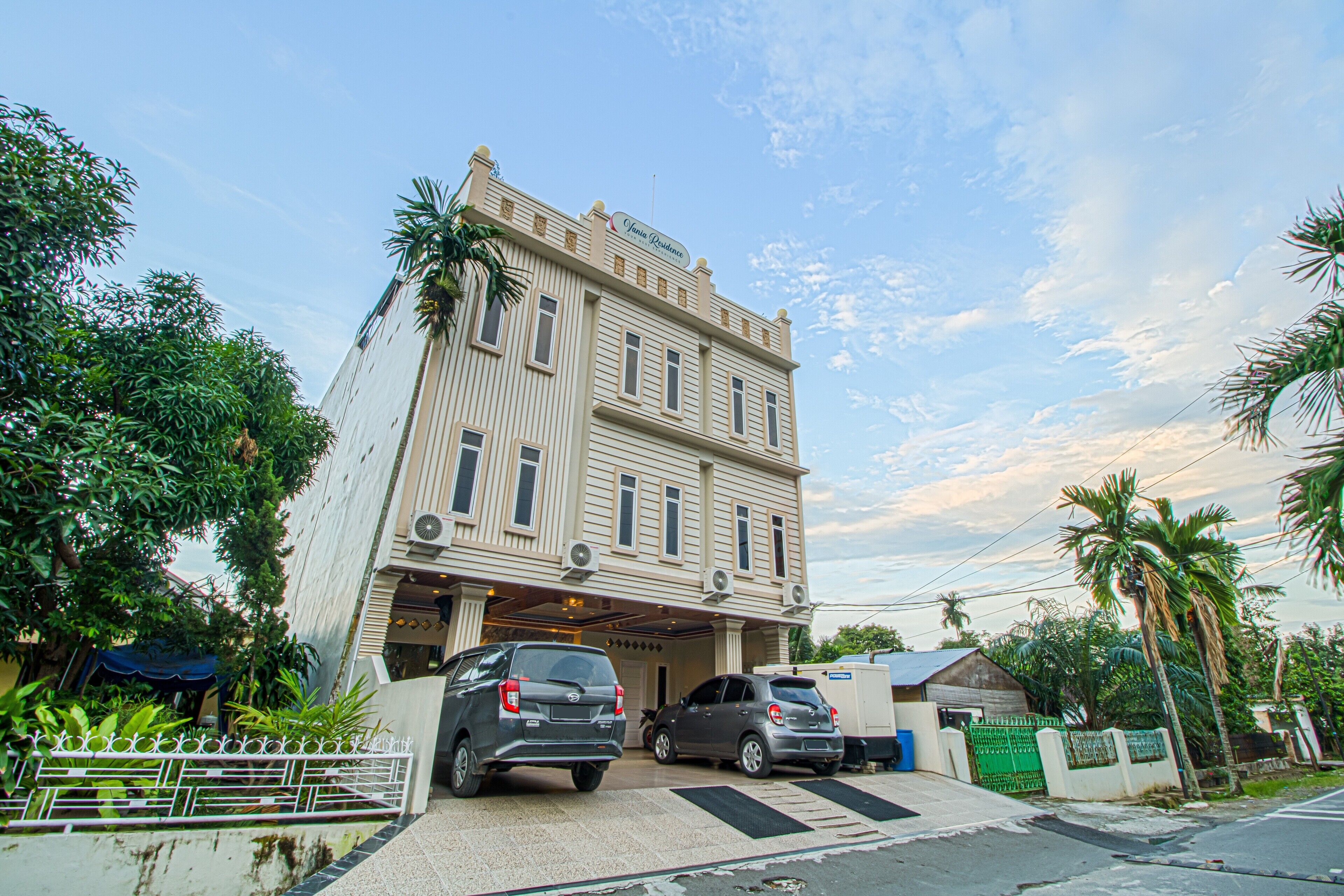Vania Residence