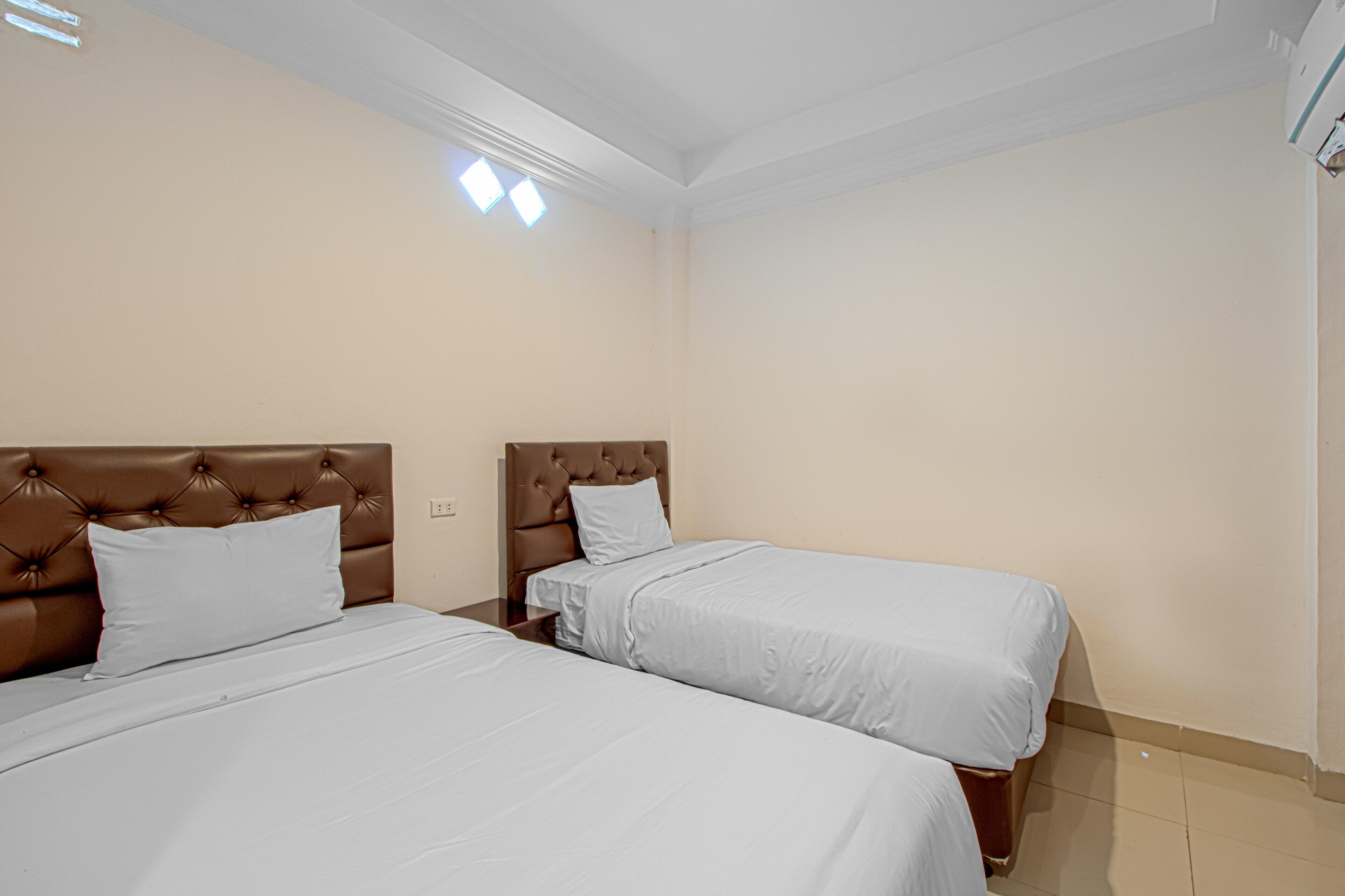 Vania Residence