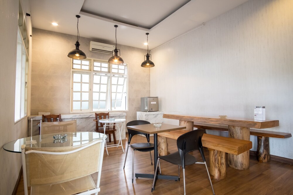 Wisma Sudirman By OYO Rooms