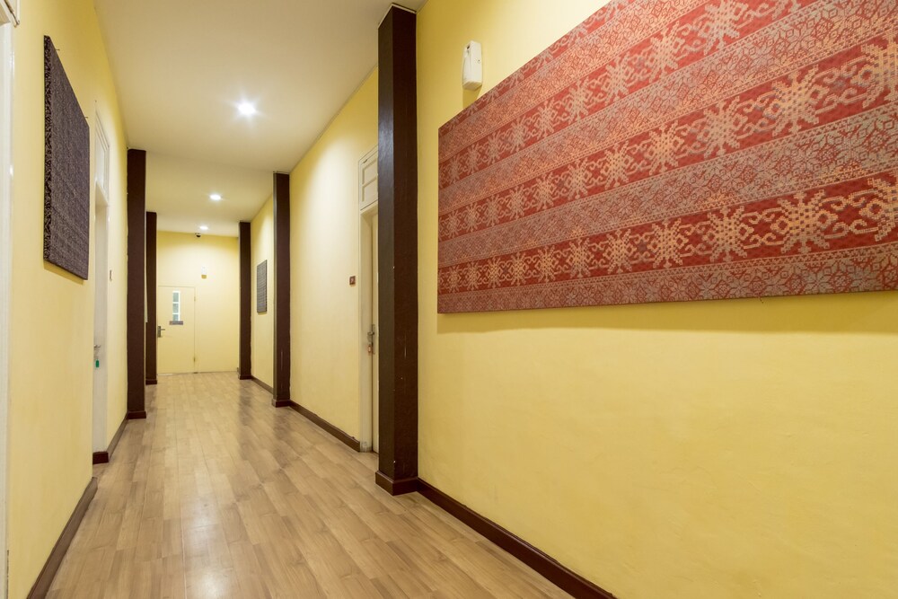 Wisma Sudirman By OYO Rooms