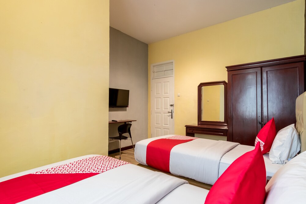 Wisma Sudirman By OYO Rooms