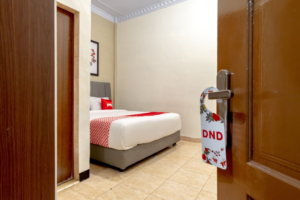 Yvel Homestay by OYO Rooms