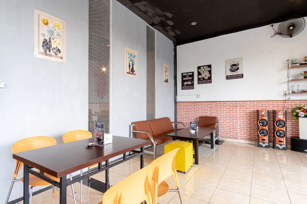 Yvel Homestay by OYO Rooms