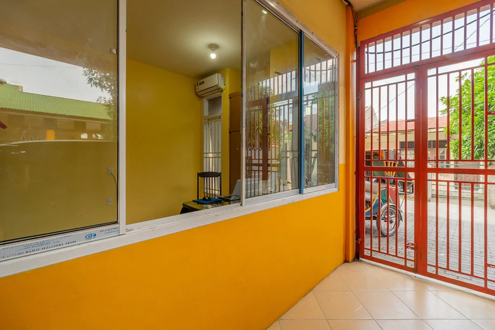 Zaya Kost by RedDoorz