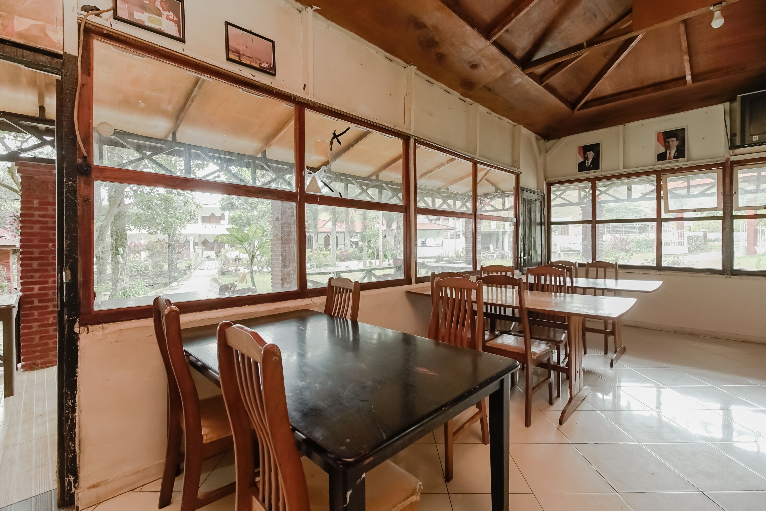 Wisma Sibayak Guest House by RedDoorz