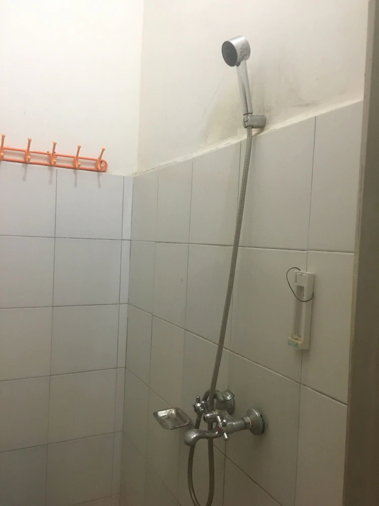 Sentosa Hotel by OYO Rooms